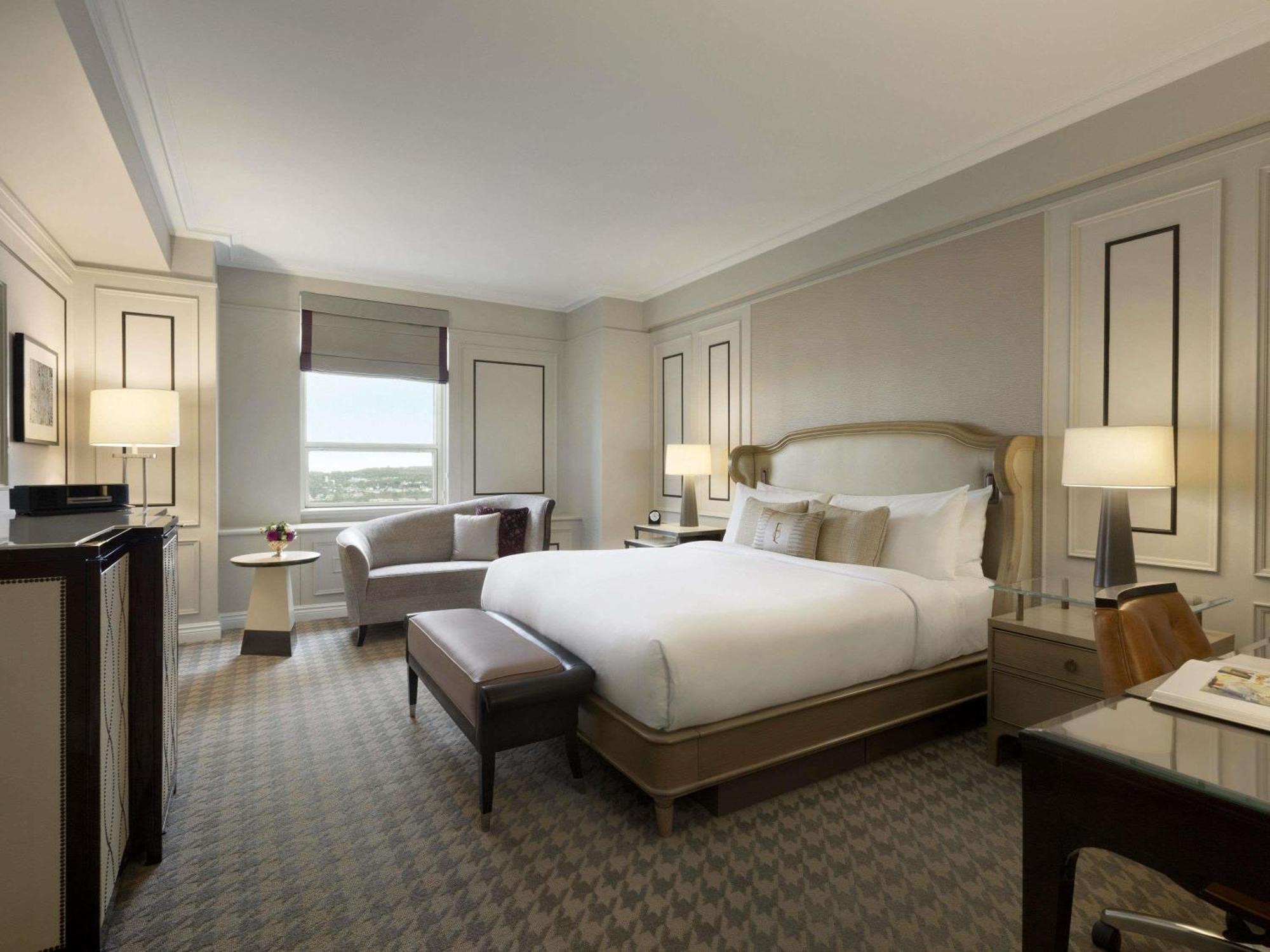 Fairmont Gold City View King Room,1717024953:JPEG