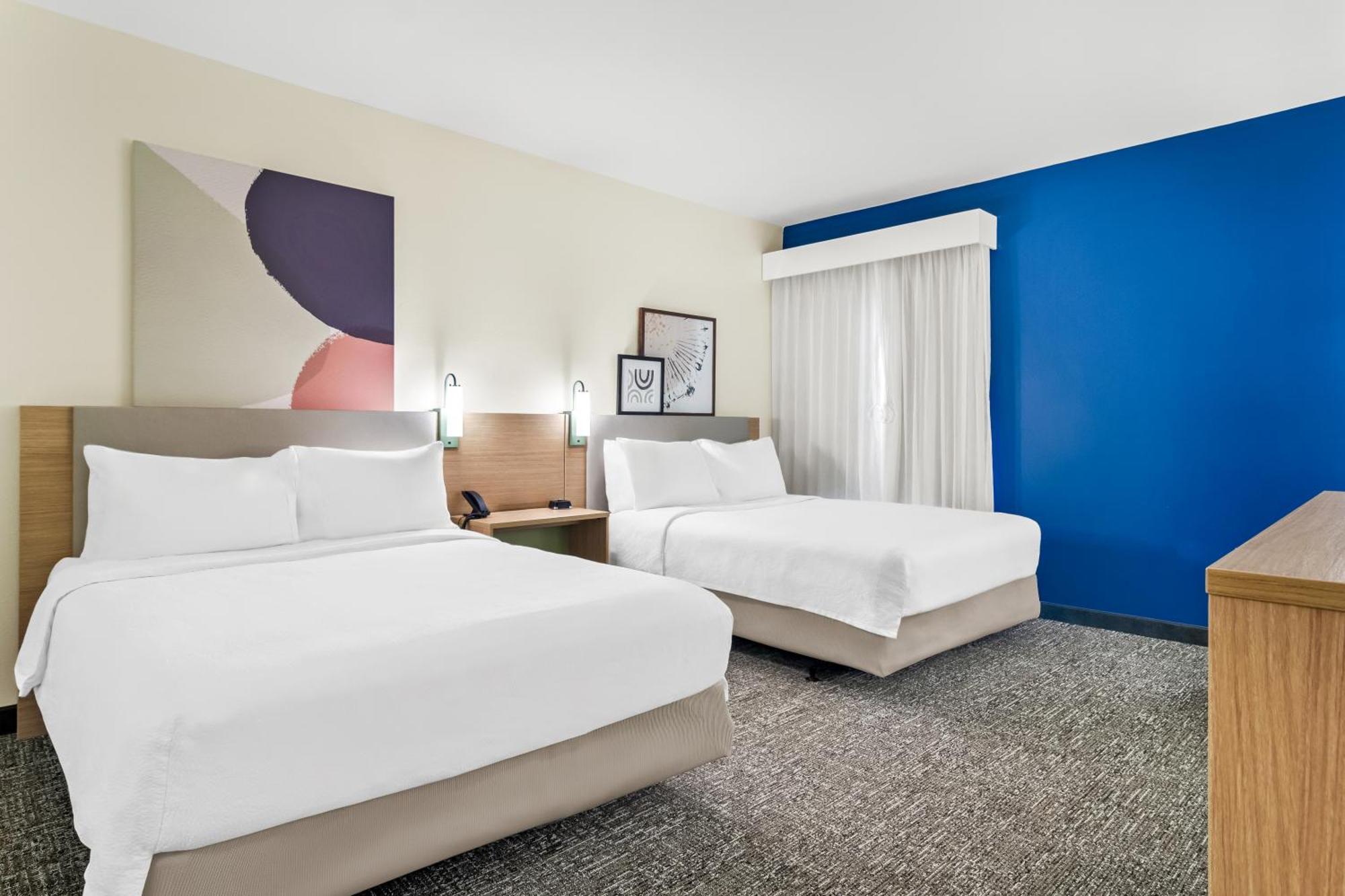 Queen Room with Two Queen Beds and Accessible Tub - Mobility and Hearing Access