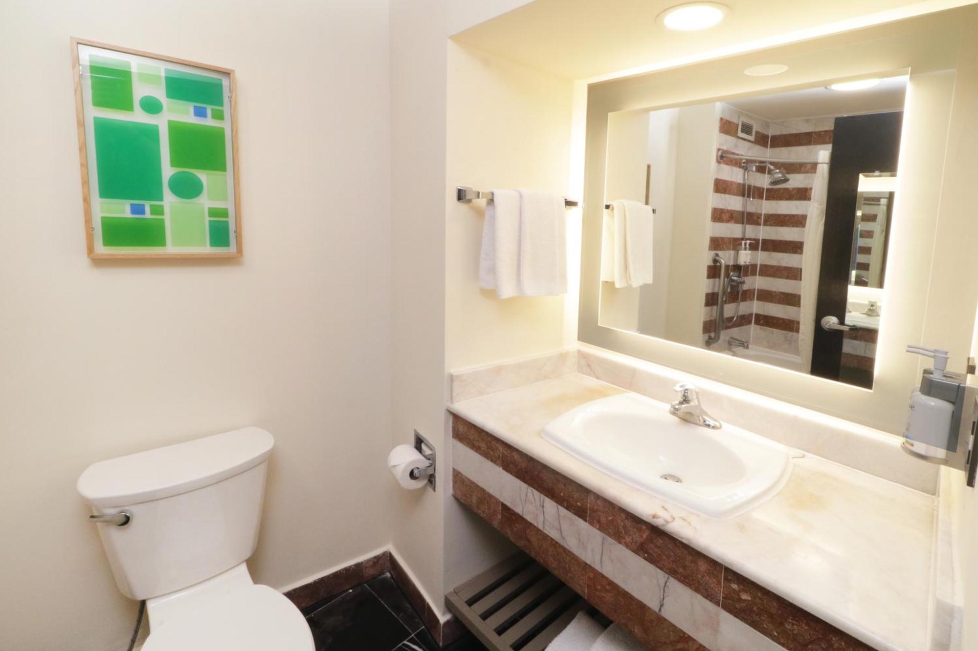 Club Queen Room With Lounge Access,1730046300:JPEG