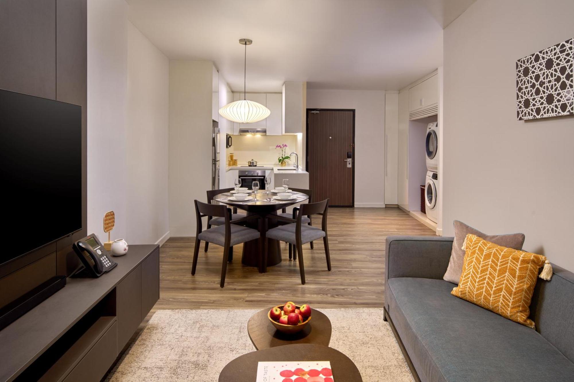 Deluxe Two-Bedroom Apartment,1746855761:JPEG