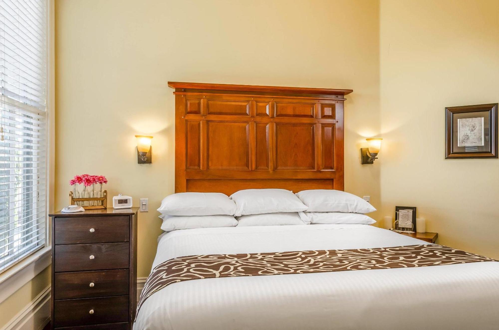 King Room - Non-Smoking,1756554645:JPEG