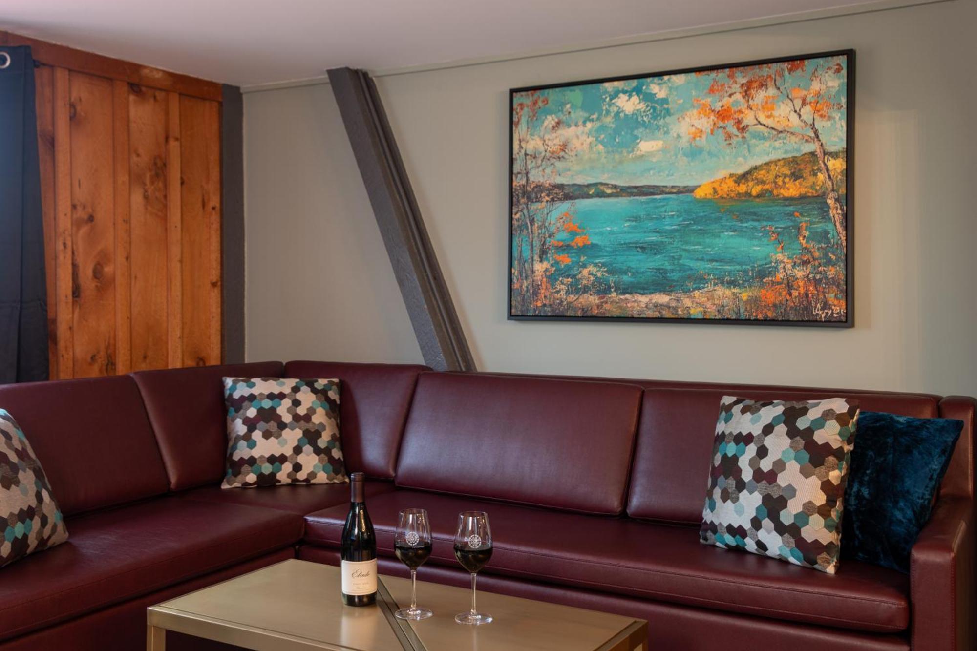 King Studio with Sofa Bed,1756585518:JPEG