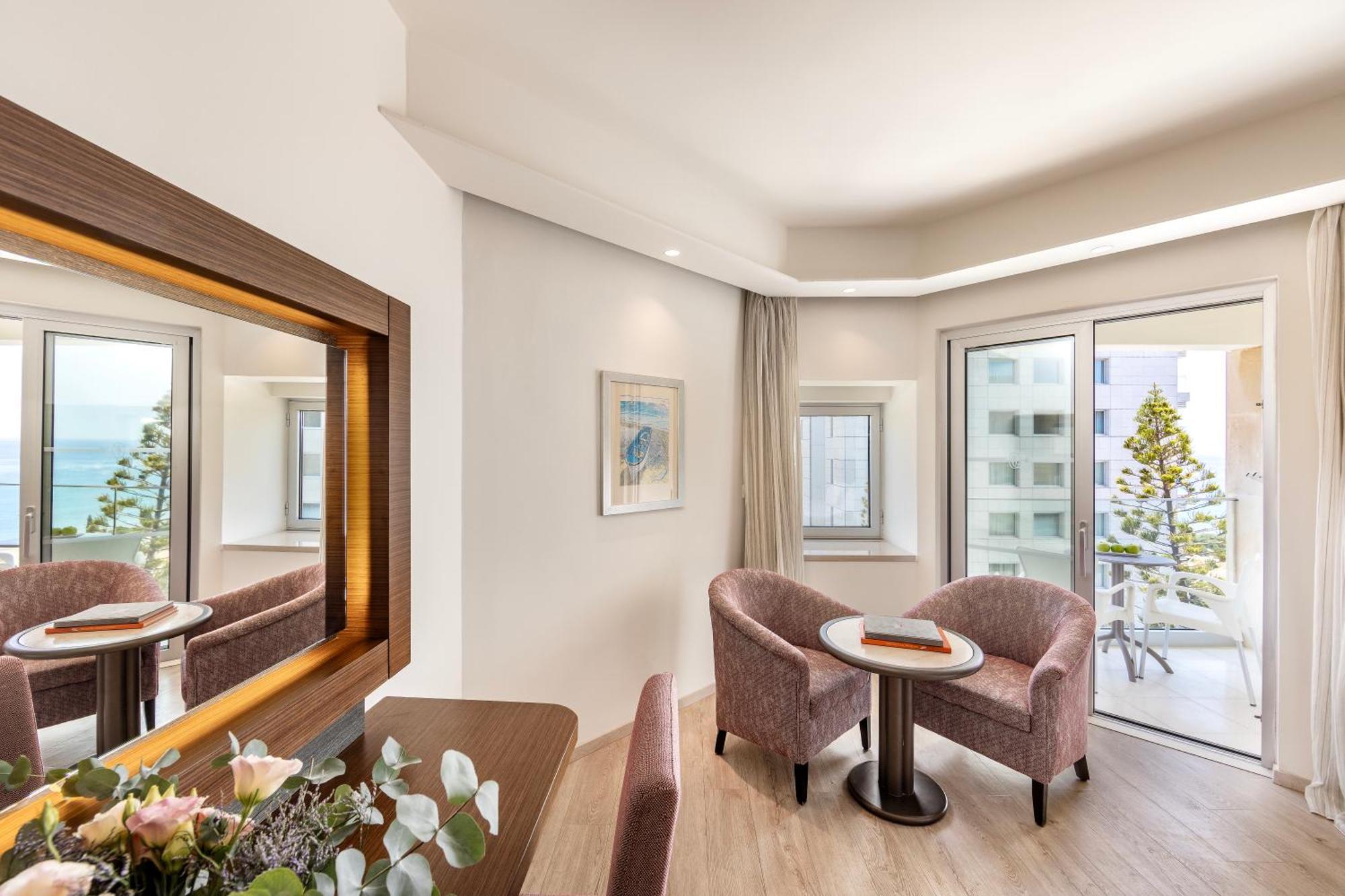 Double or Twin Room with Inland View