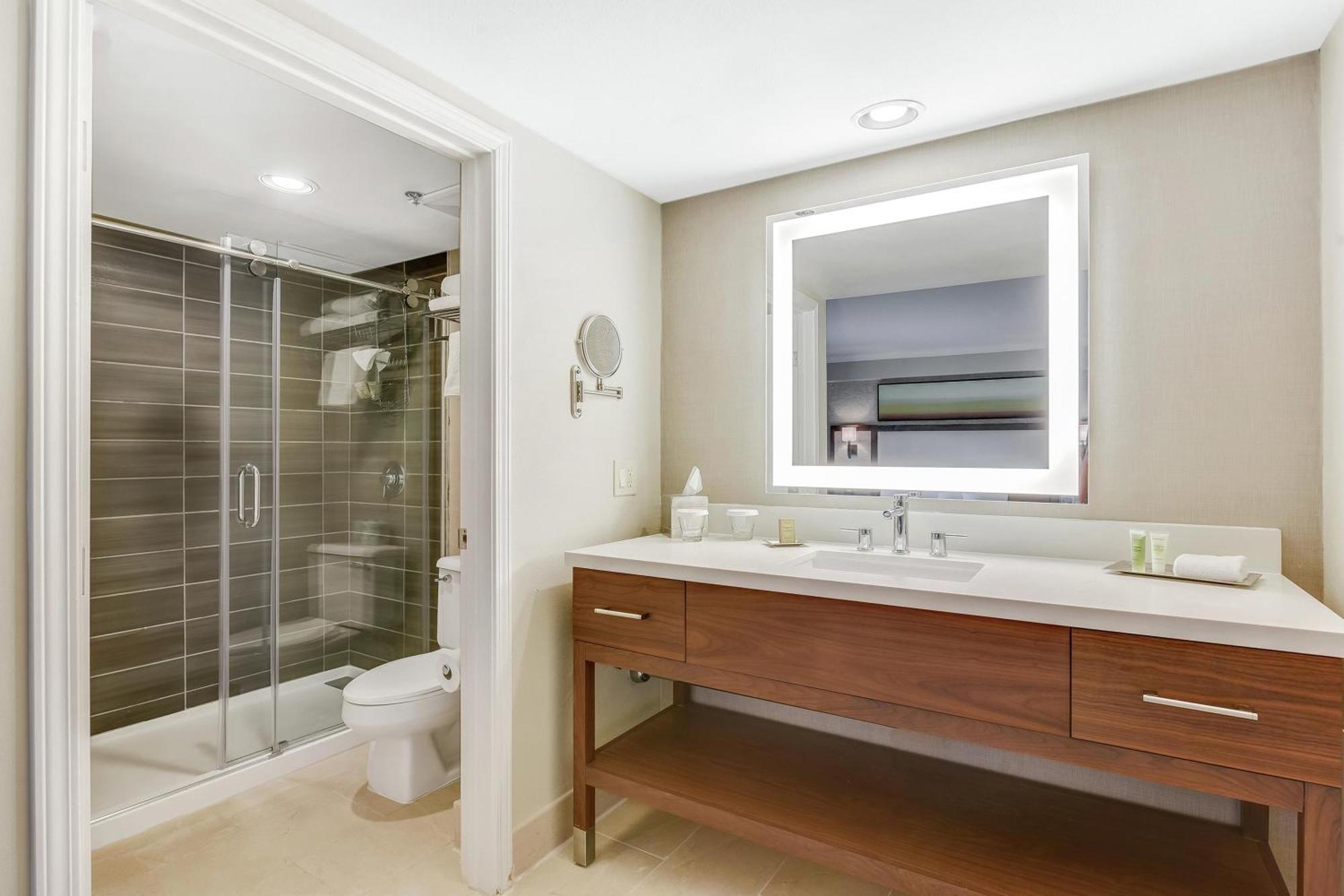 Ambassador Suite,1758303384:JPEG