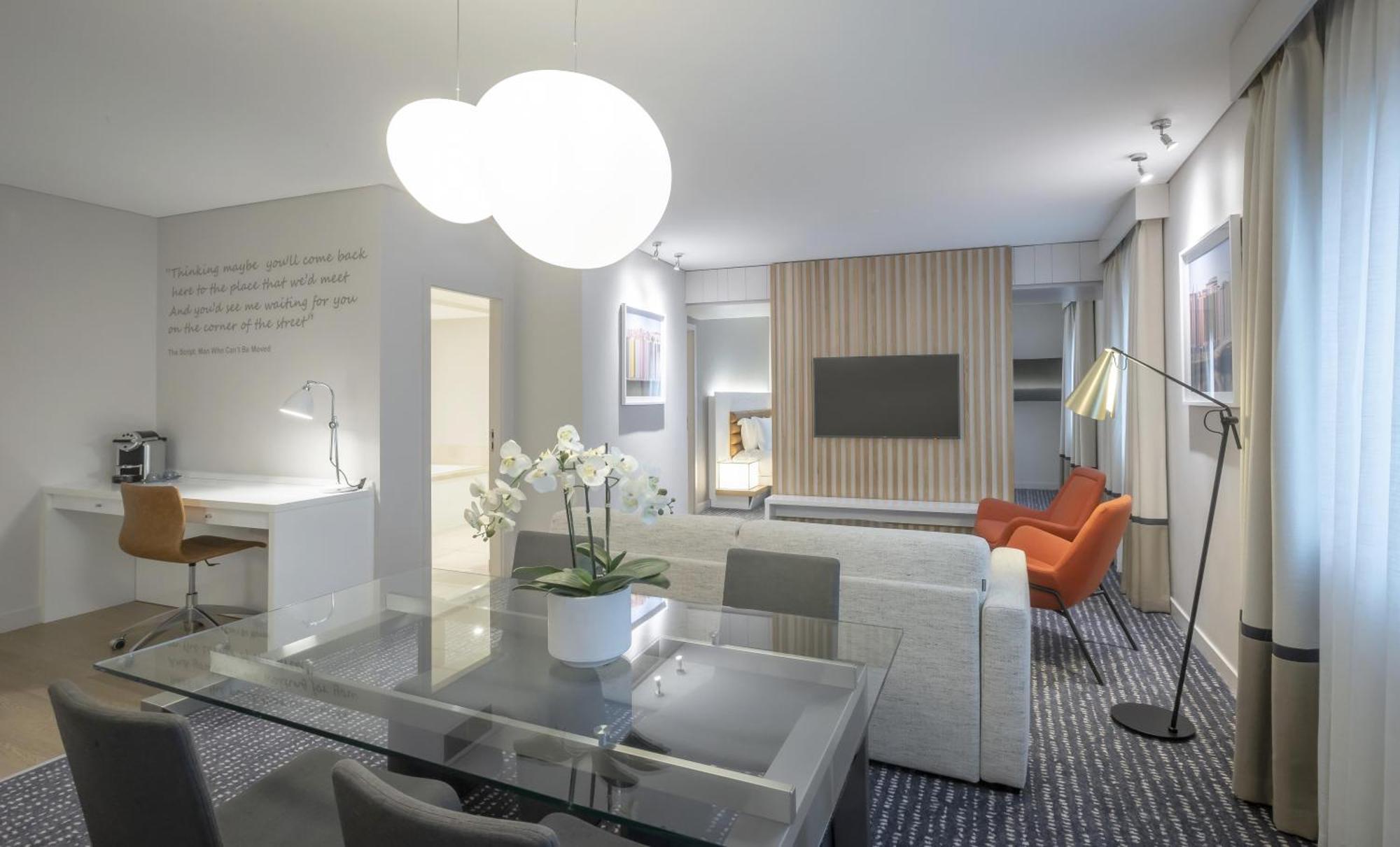One-Bedroom King Suite with River View,1758331136:JPEG