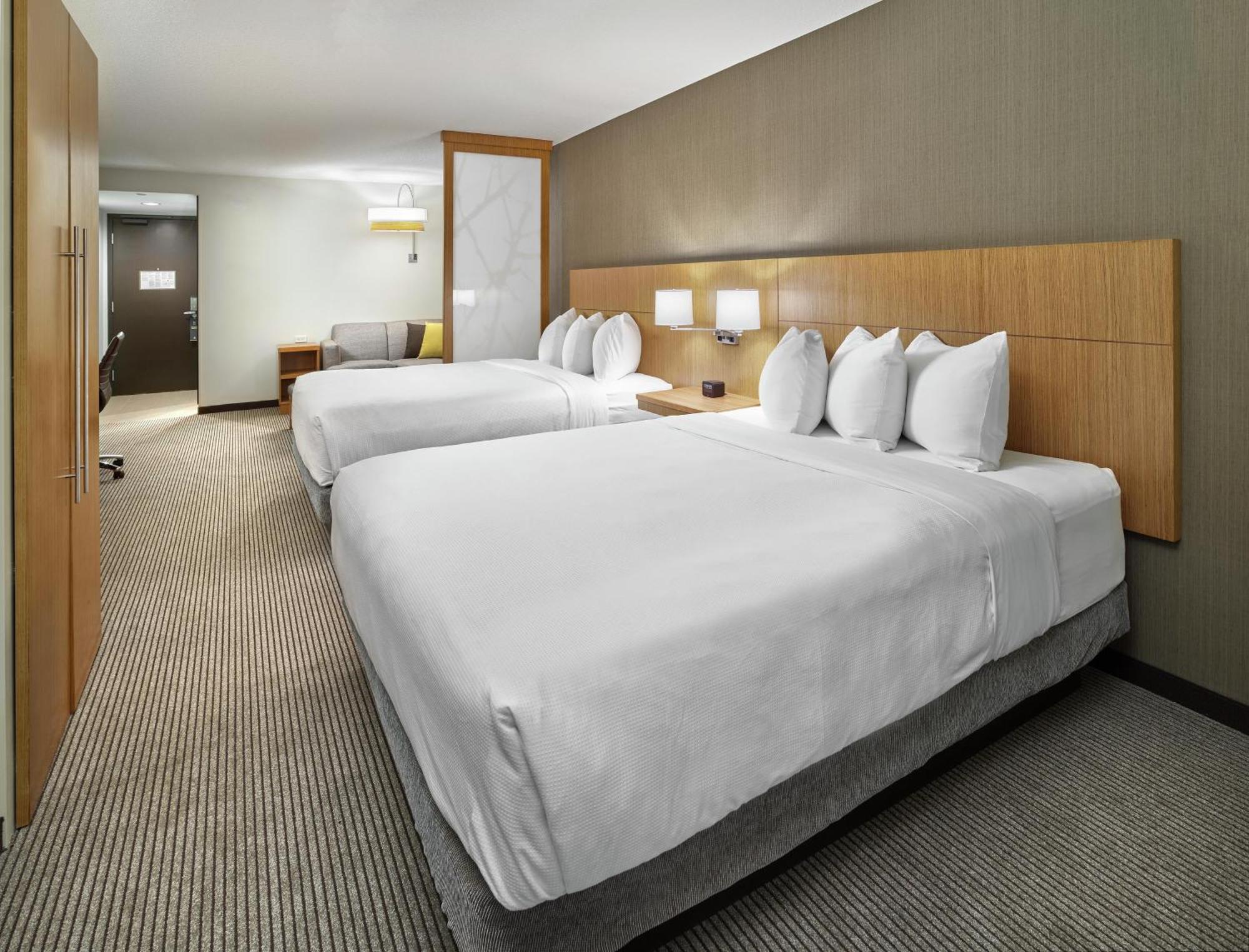 Queen Room with Two Queen Beds and Sofa Bed
