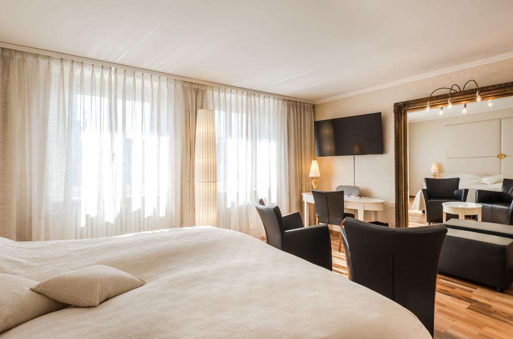 Superior Double Room with River View