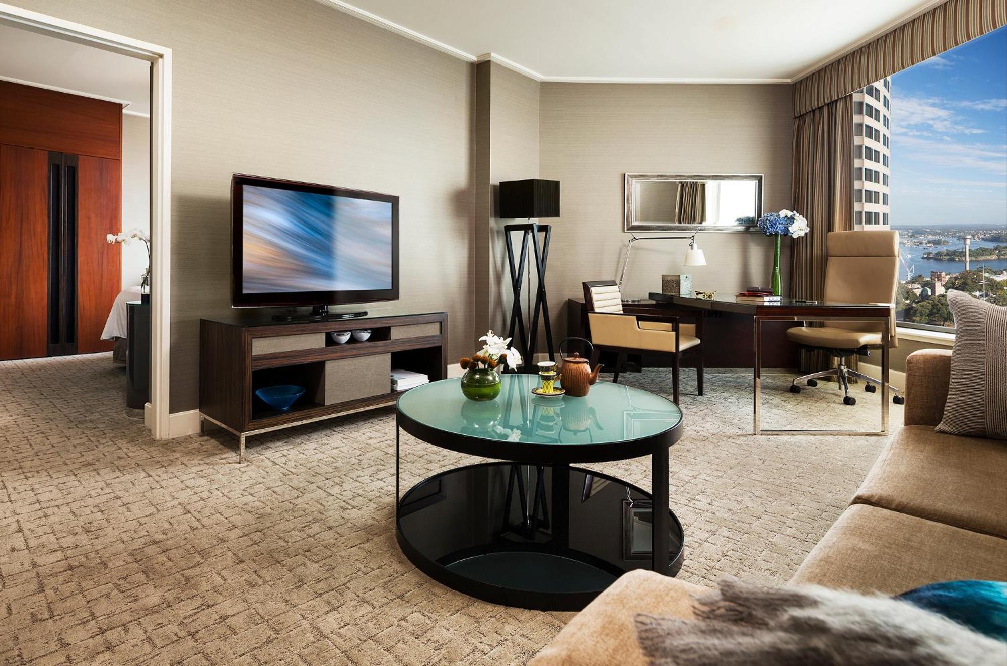 One-Bedroom Opera Club Suite,190380355:JPEG