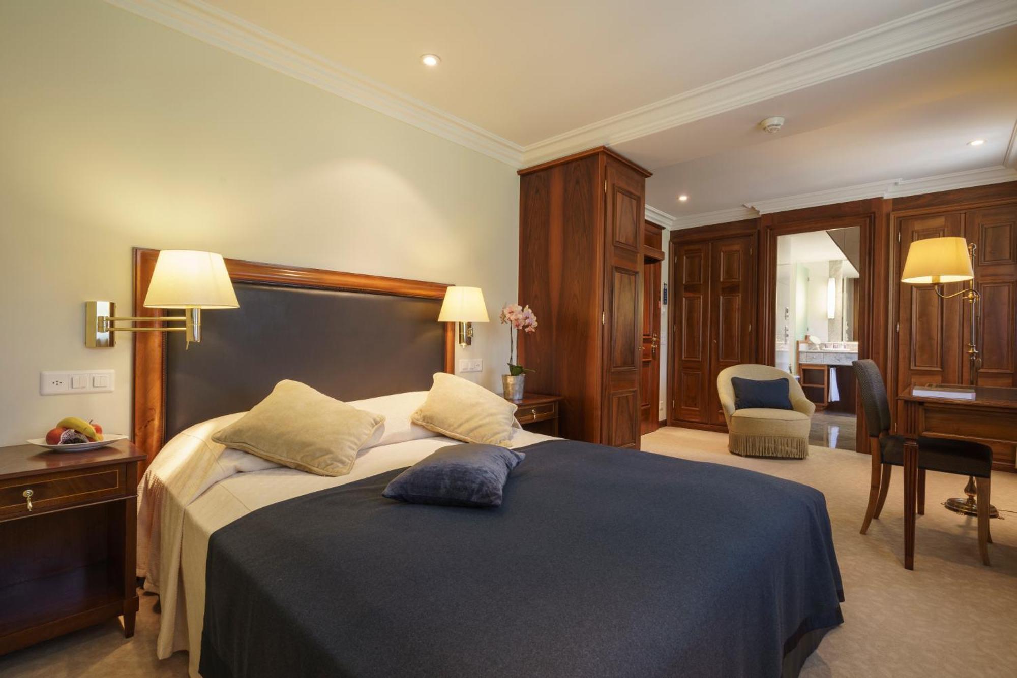 Deluxe Single Room,284412425:JPEG