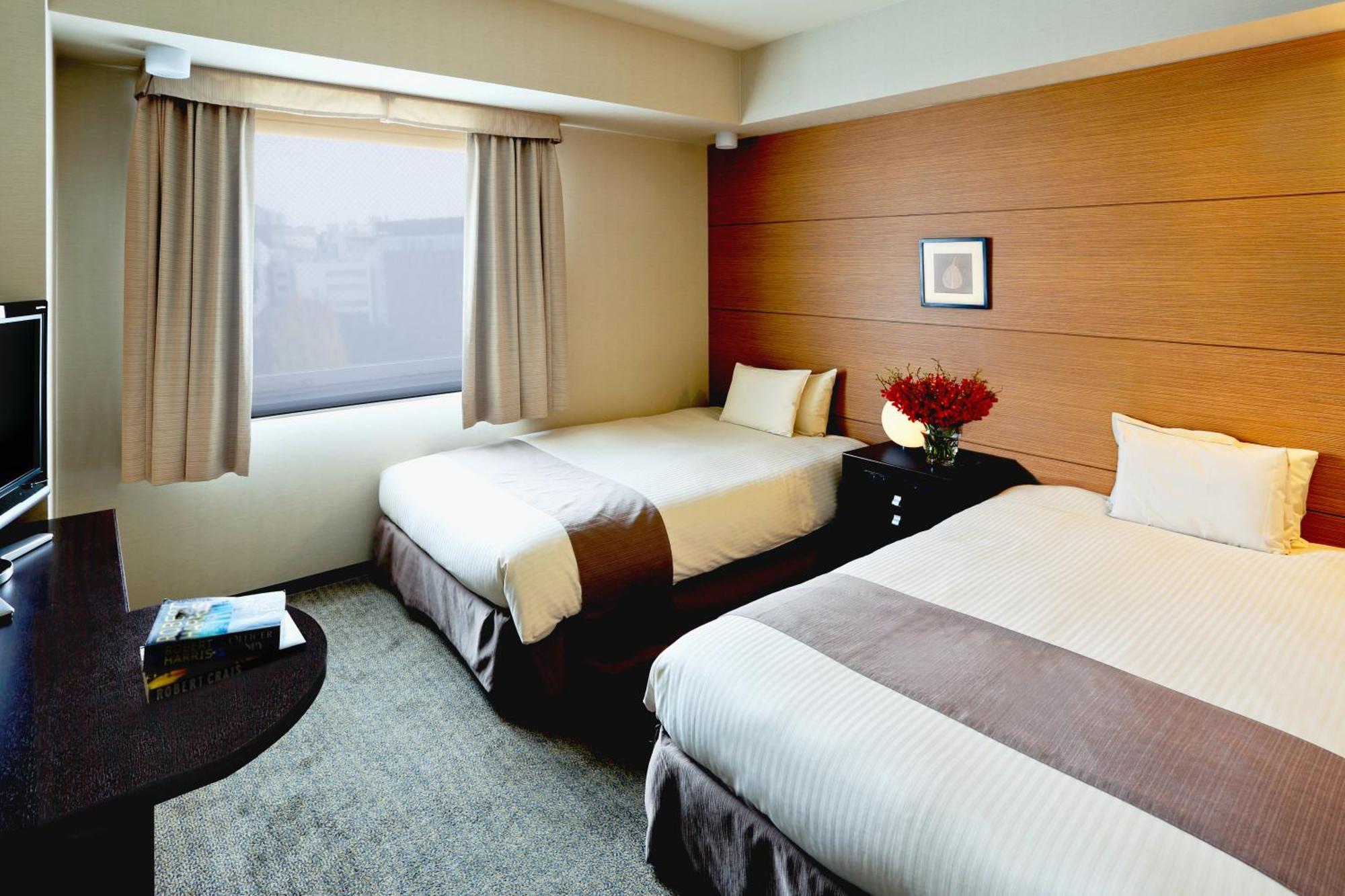 Twin Room,1213498120:JPEG
