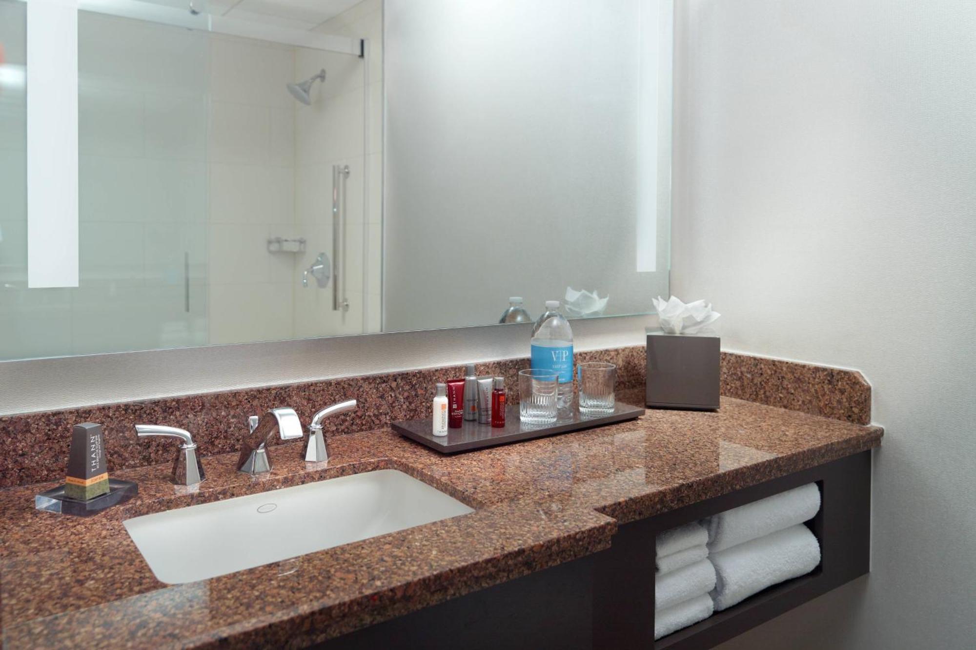 King Room,703336519:JPEG