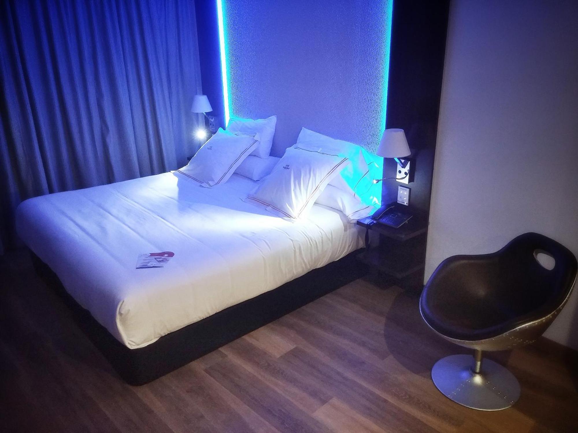 Superior Double Room with Bath Tub,1207642924:JPEG