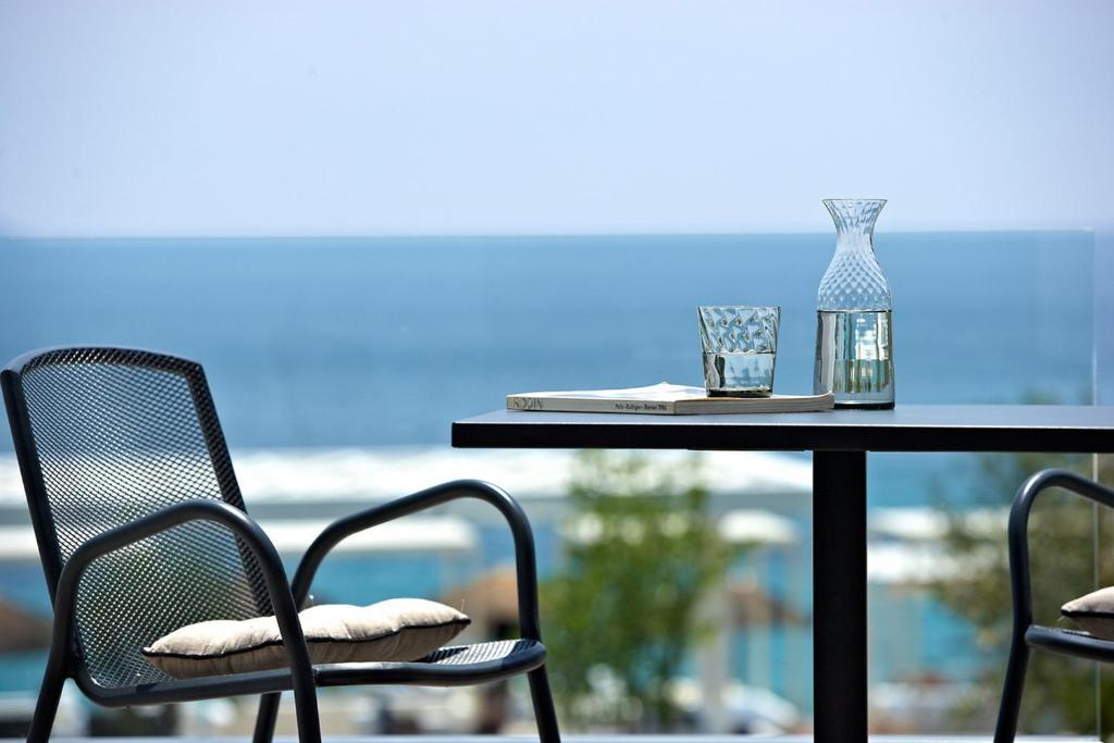 Deluxe One-Bedroom Apartment,33444964:JPEG