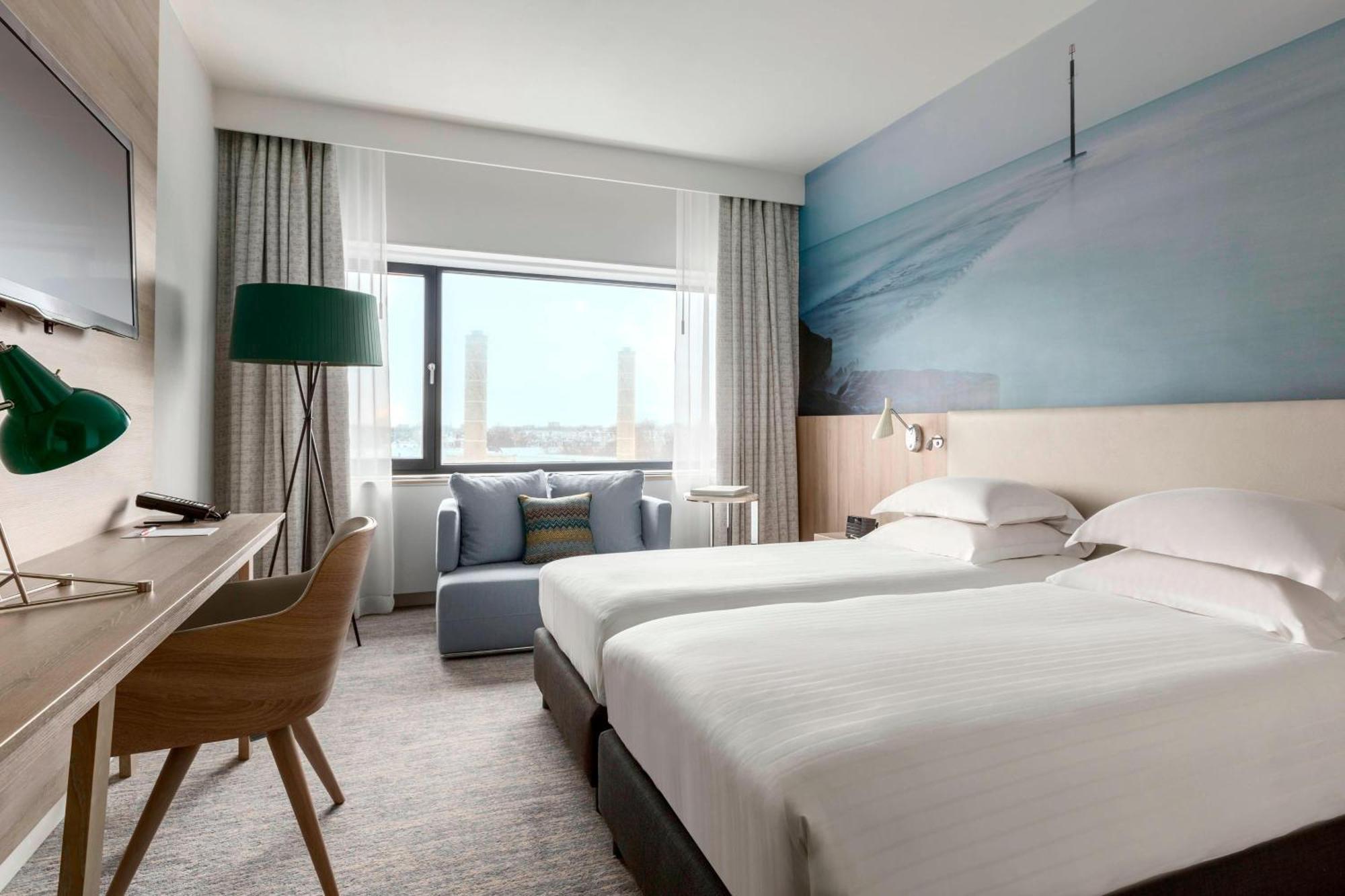 Deluxe Room, Guest room, 1 King,1395612782:JPEG