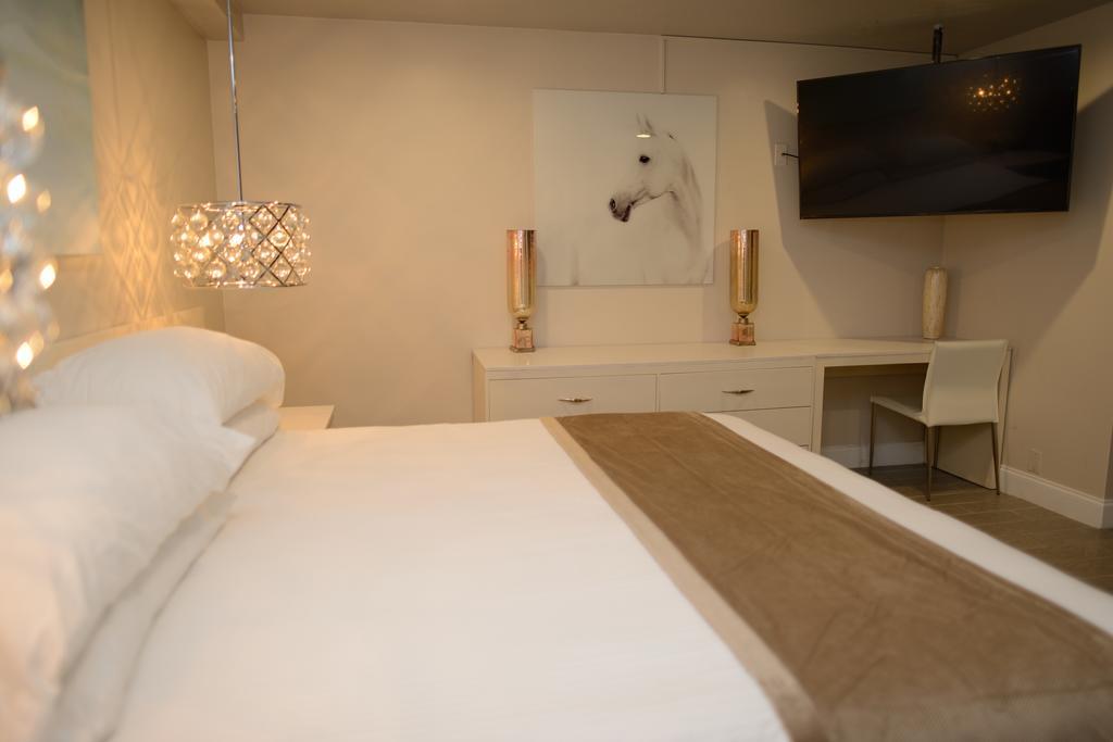 Premier Suite