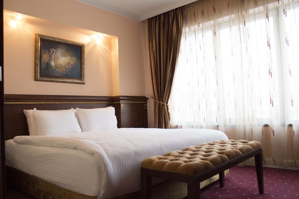 Superior Double or Twin Room with City View