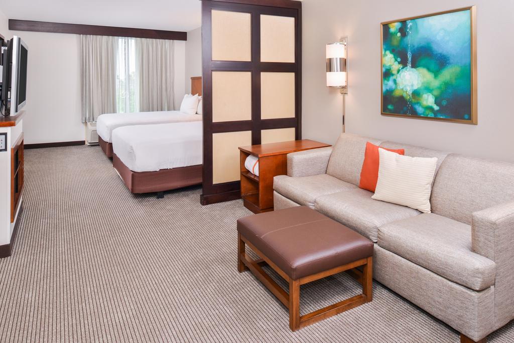 Queen Room with Two Queen Beds and Sofa Bed