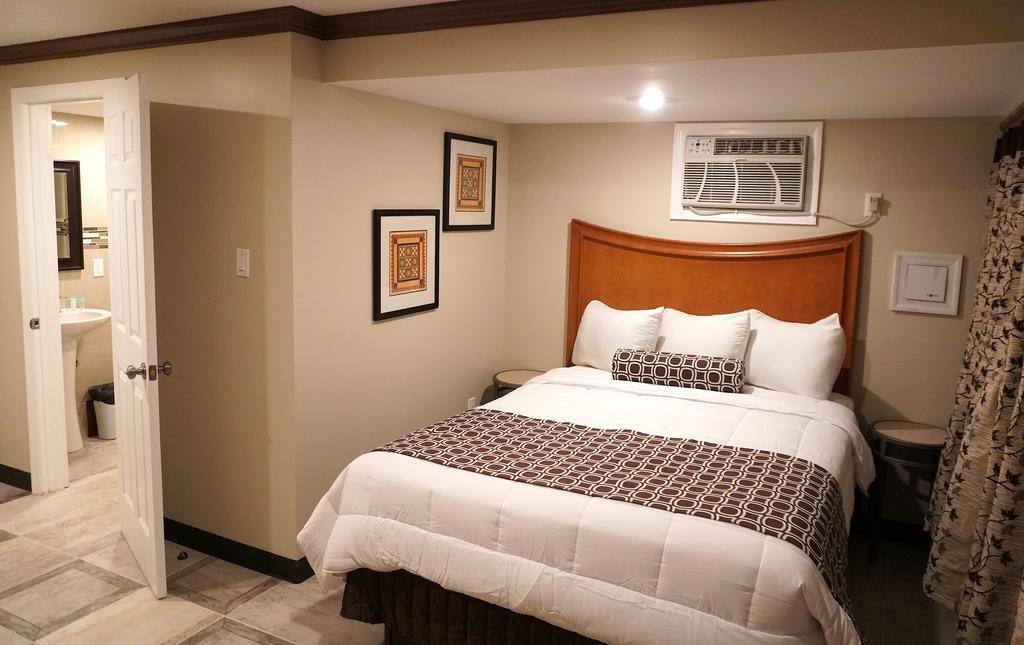 Deluxe Queen Suite,404926851:JPEG