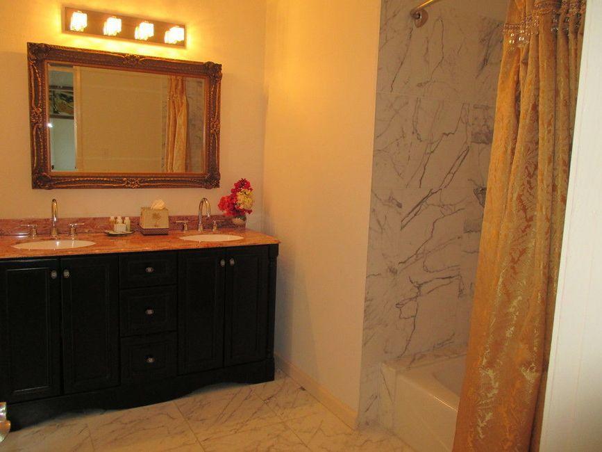 Diamond room