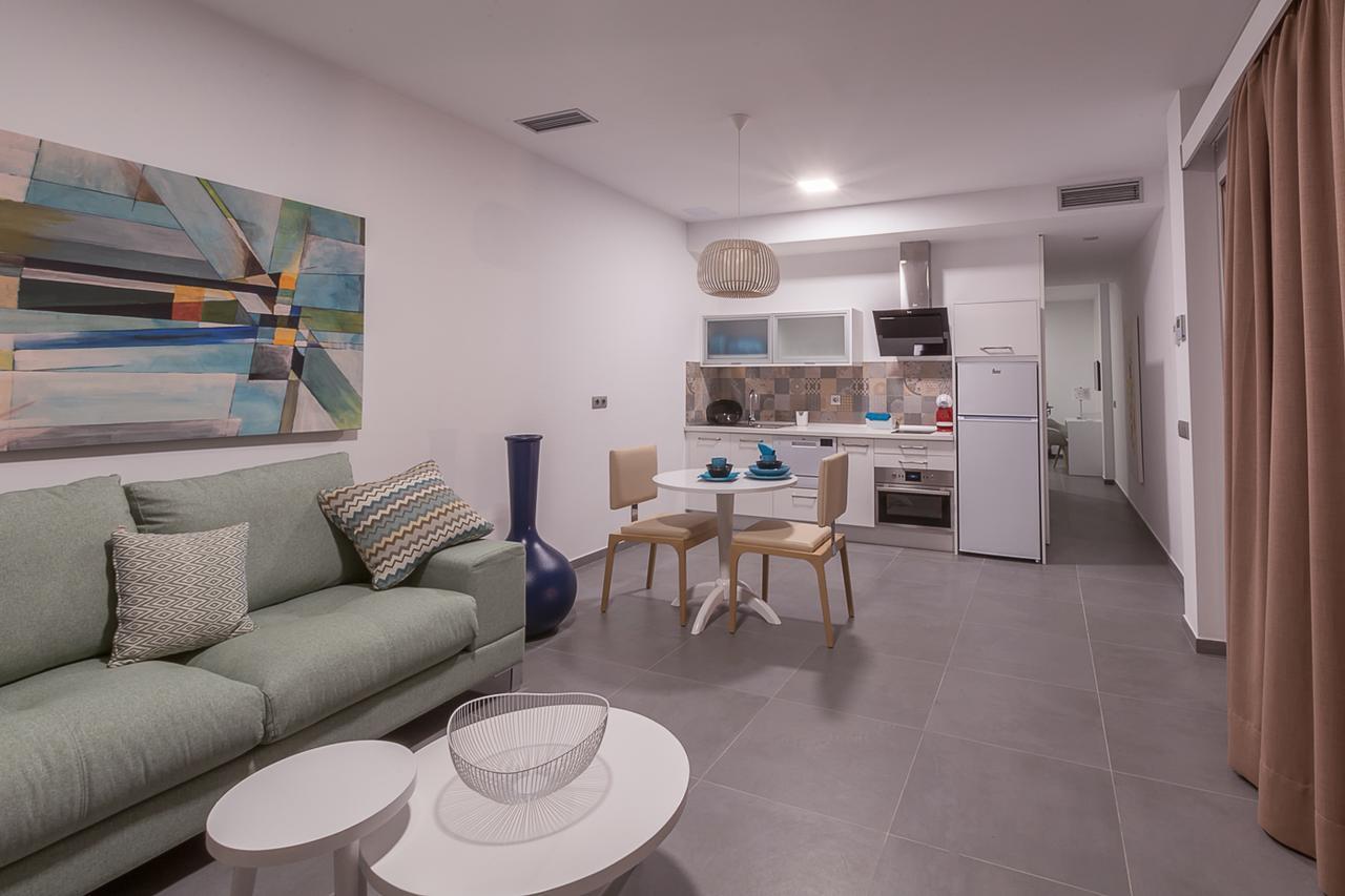 One-Bedroom Villa with Terrace,584849409:JPEG