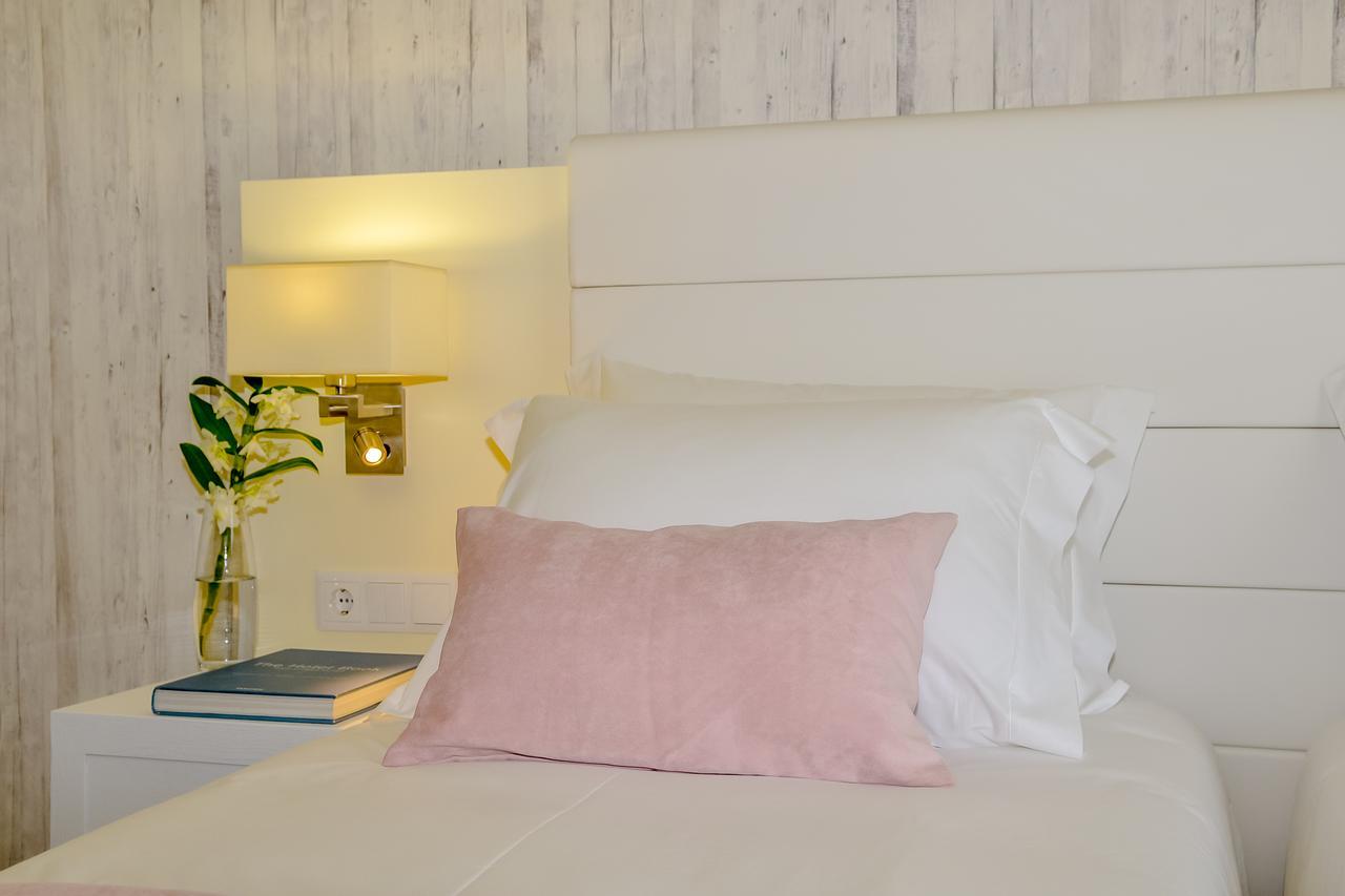 Double or Twin Room with Balcony