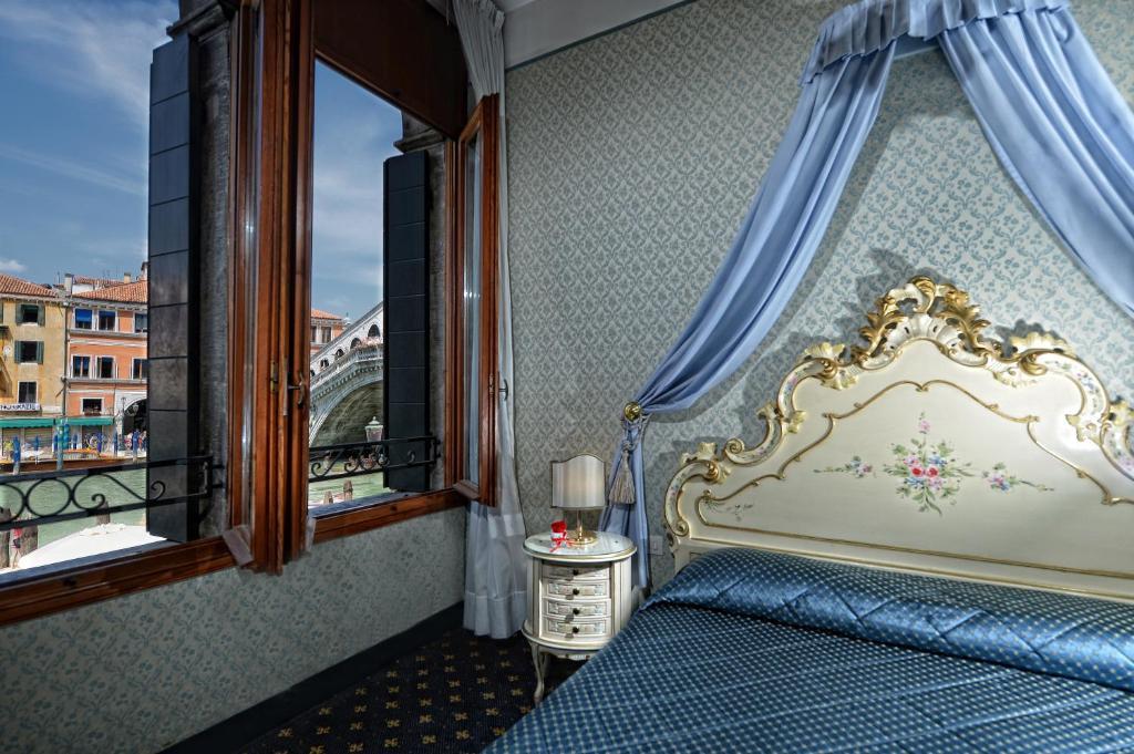 Double Room with Grand Canal View - no smoking,247256037:JPEG