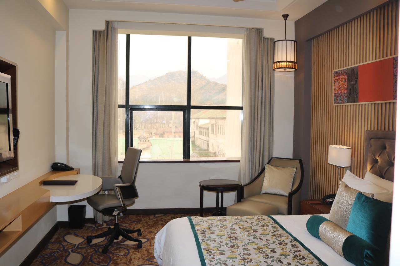 Junior Suite with 15% discount on food & Soft Beverages