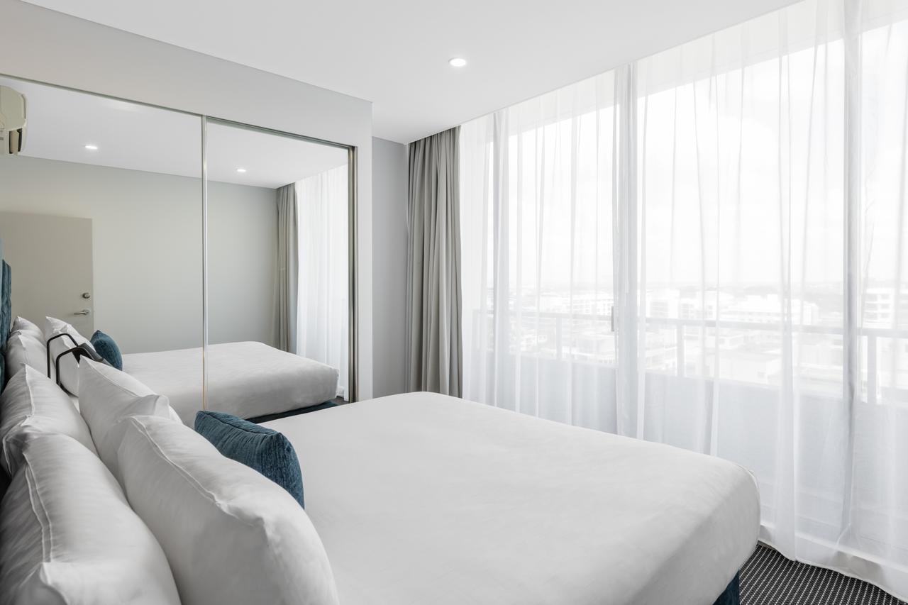 Two Bedroom Modern Suite,642380490:JPEG