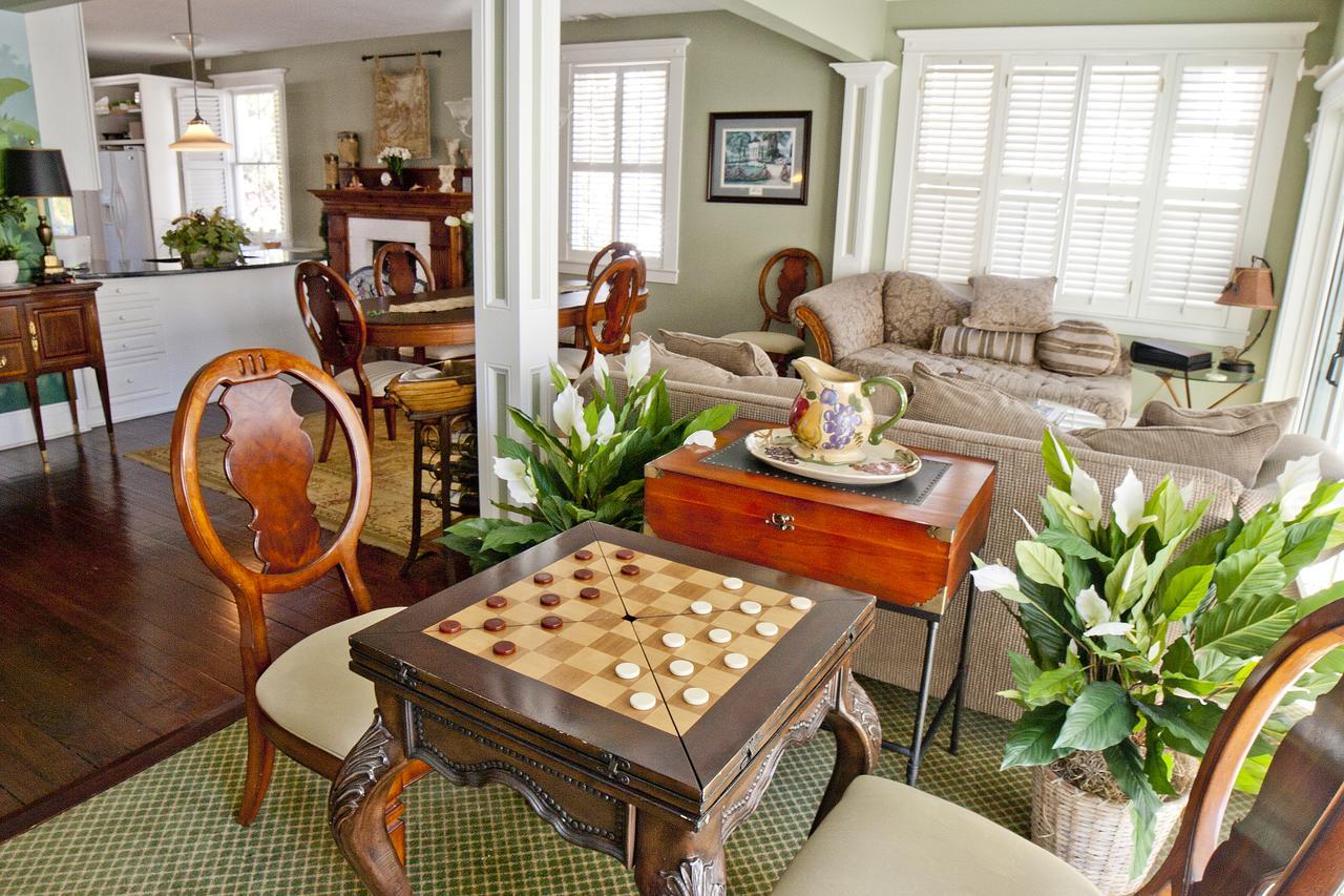 Queen Suite