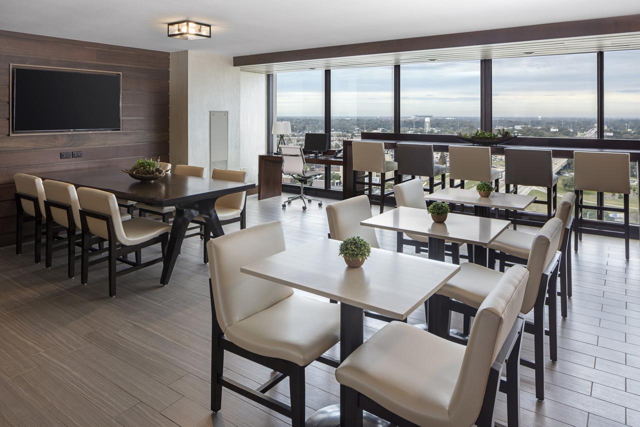 Concierge Level King Room