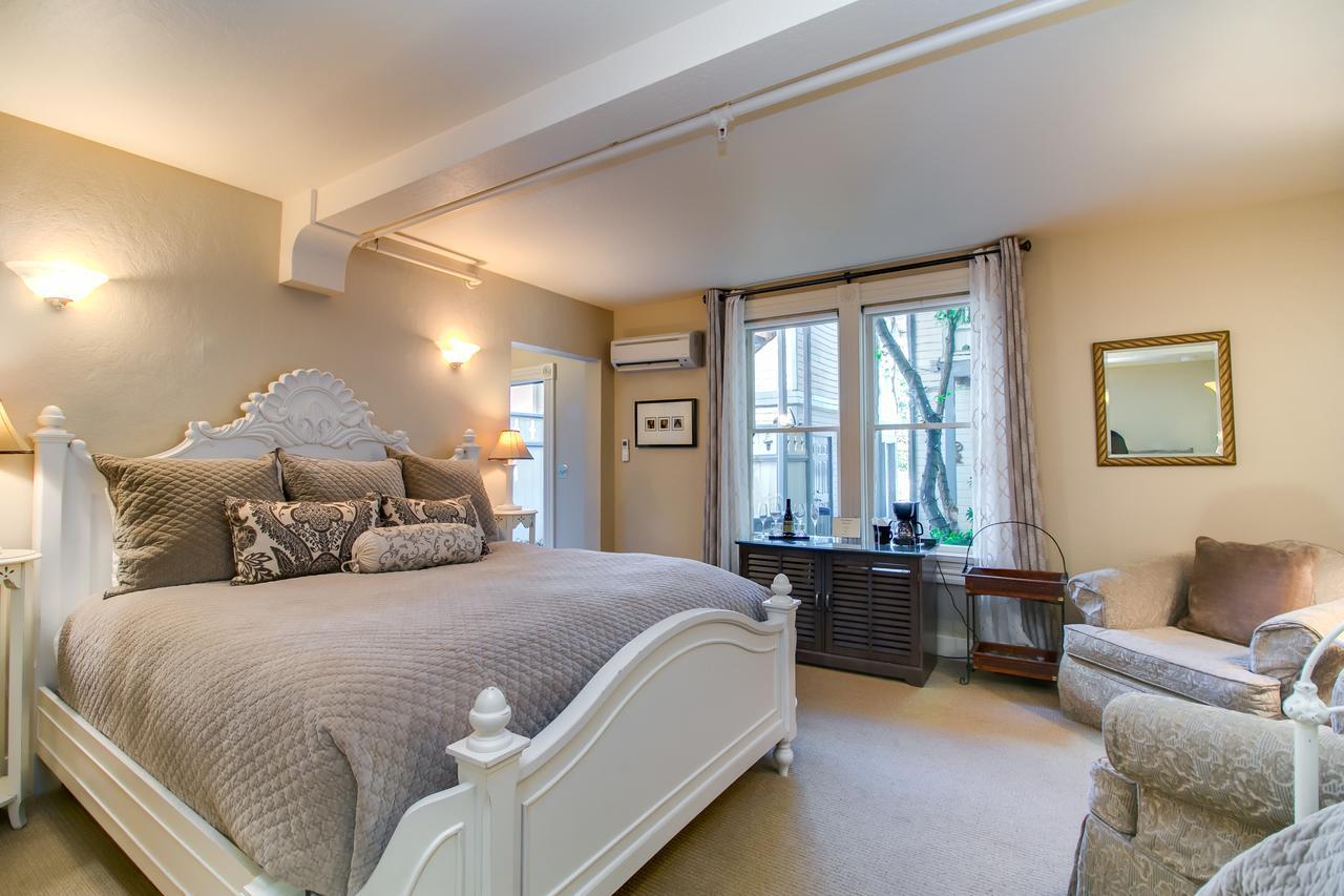 Triple Room with Bath,654973350:JPEG