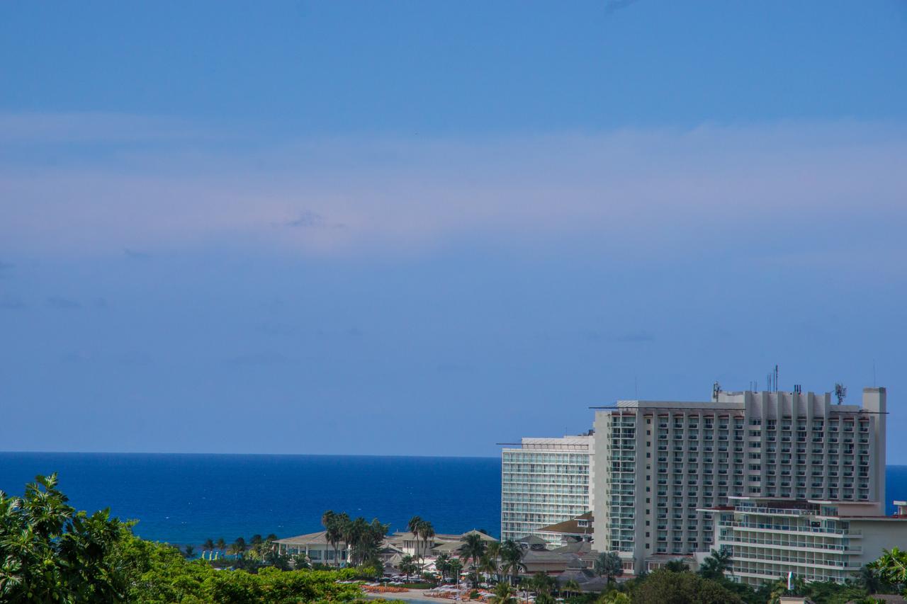 Deluxe Double Room with Balcony and Sea View