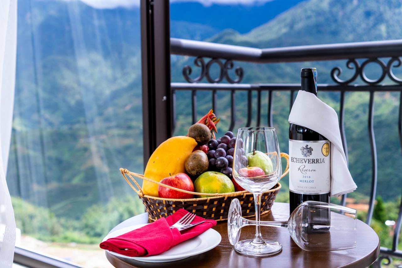 Executive Double or Twin Room with Mountain View,670181163:JPEG