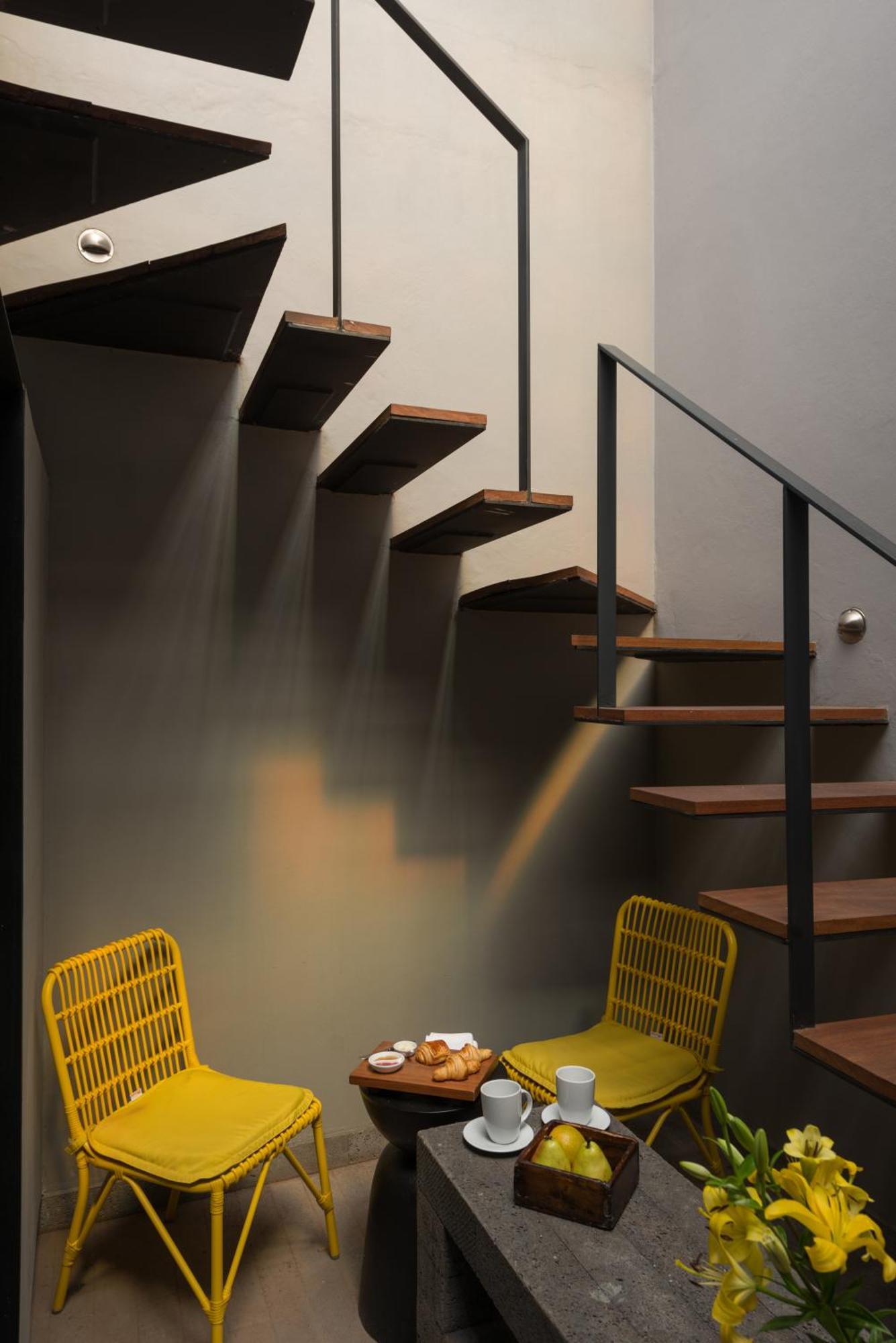 Signature Suite
