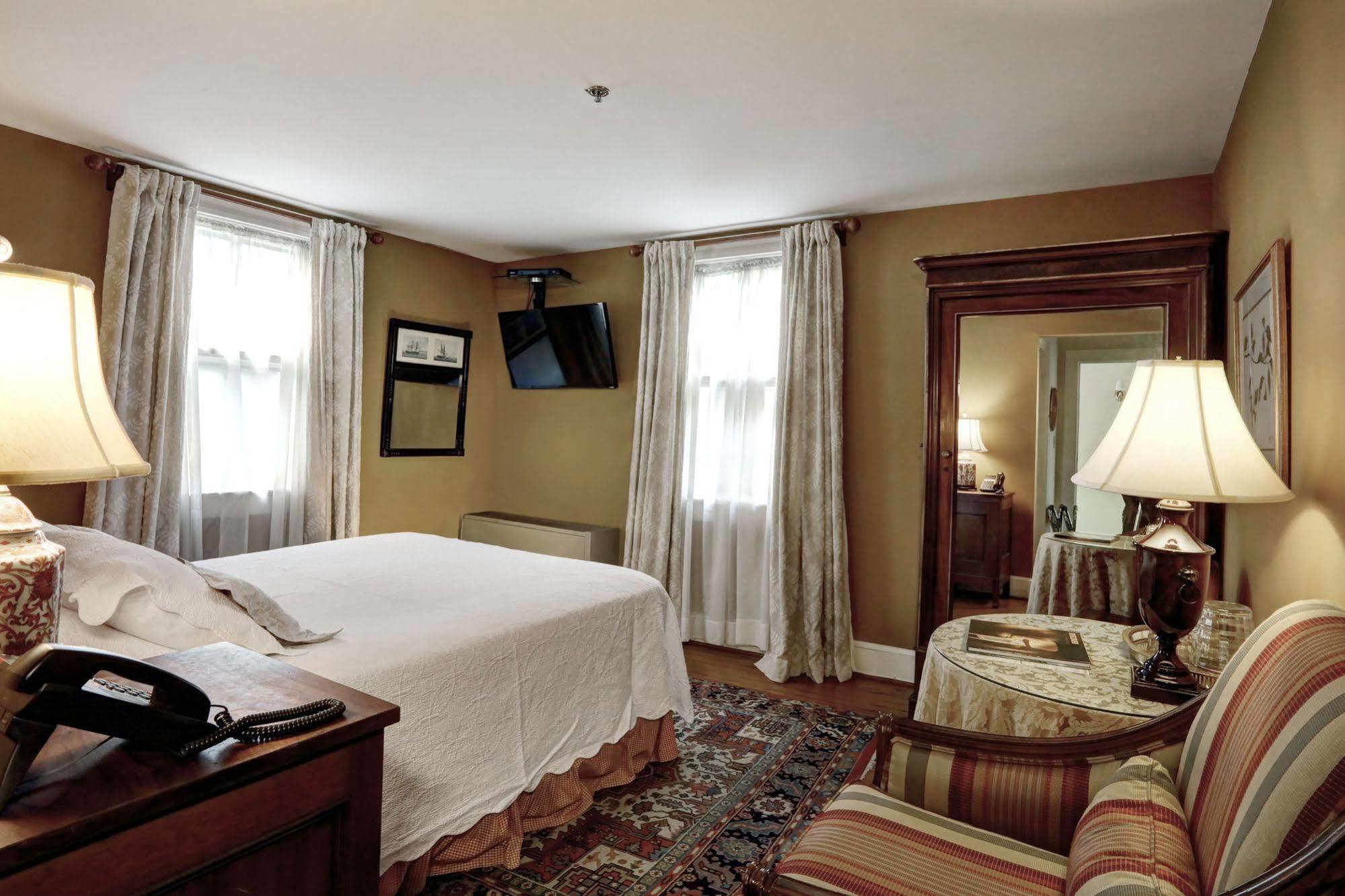Deluxe Queen Room Room 18,1718291224:JPEG