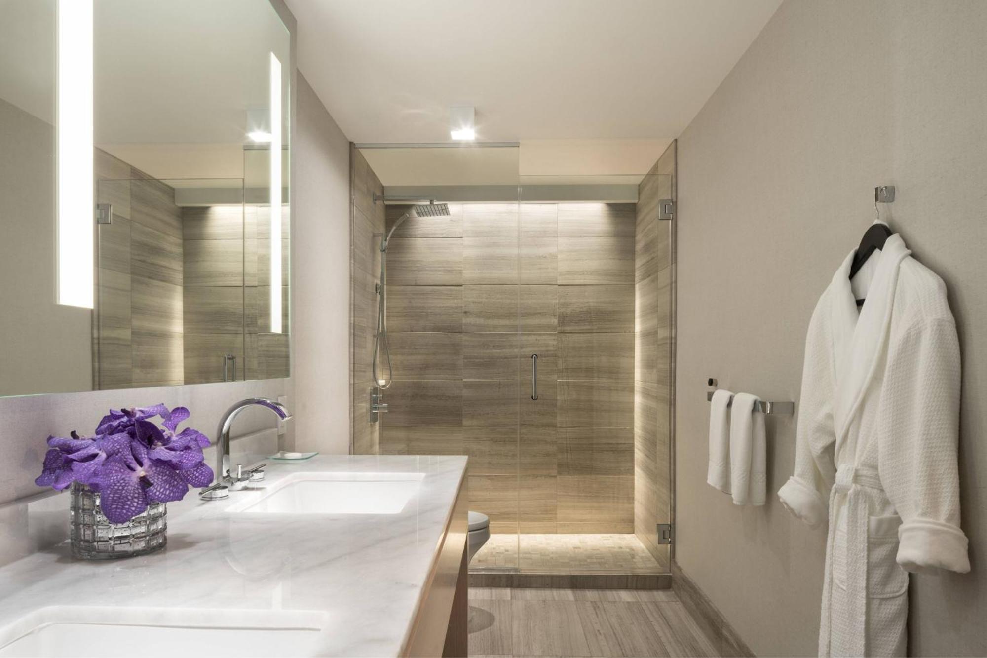 Executive King Suite,1498959499:JPEG