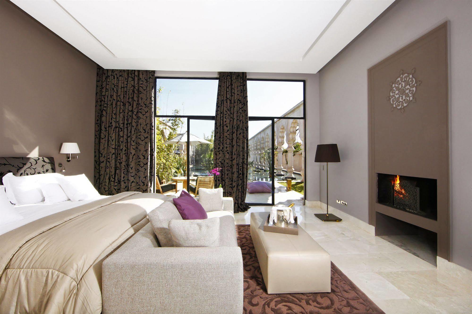 Deluxe Double Room,914307343:JPEG