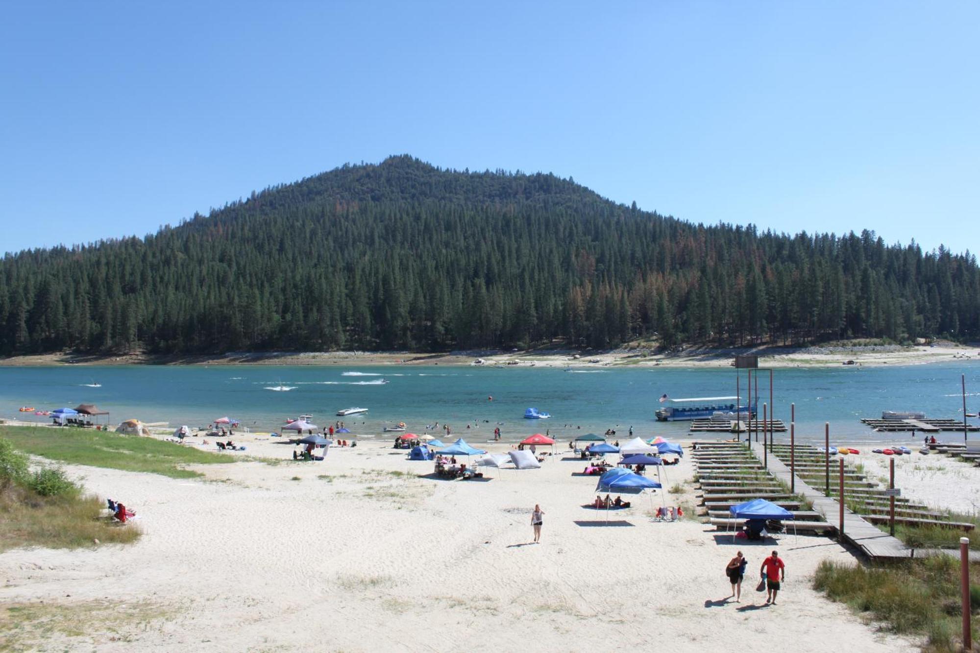 Suite with Spa Bath,818832953:JPEG