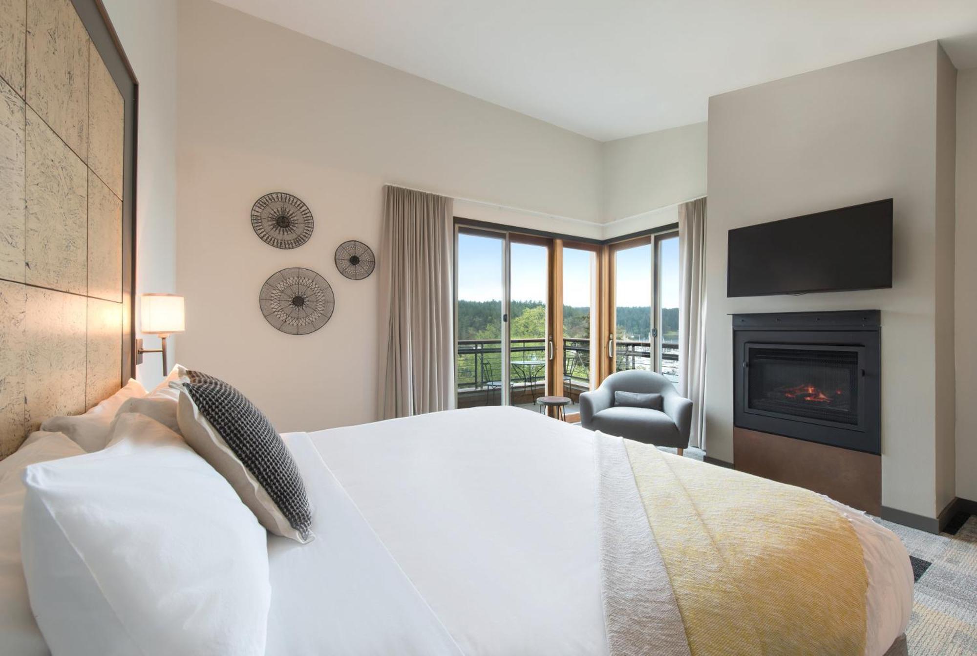 King Room,1658083058:JPEG