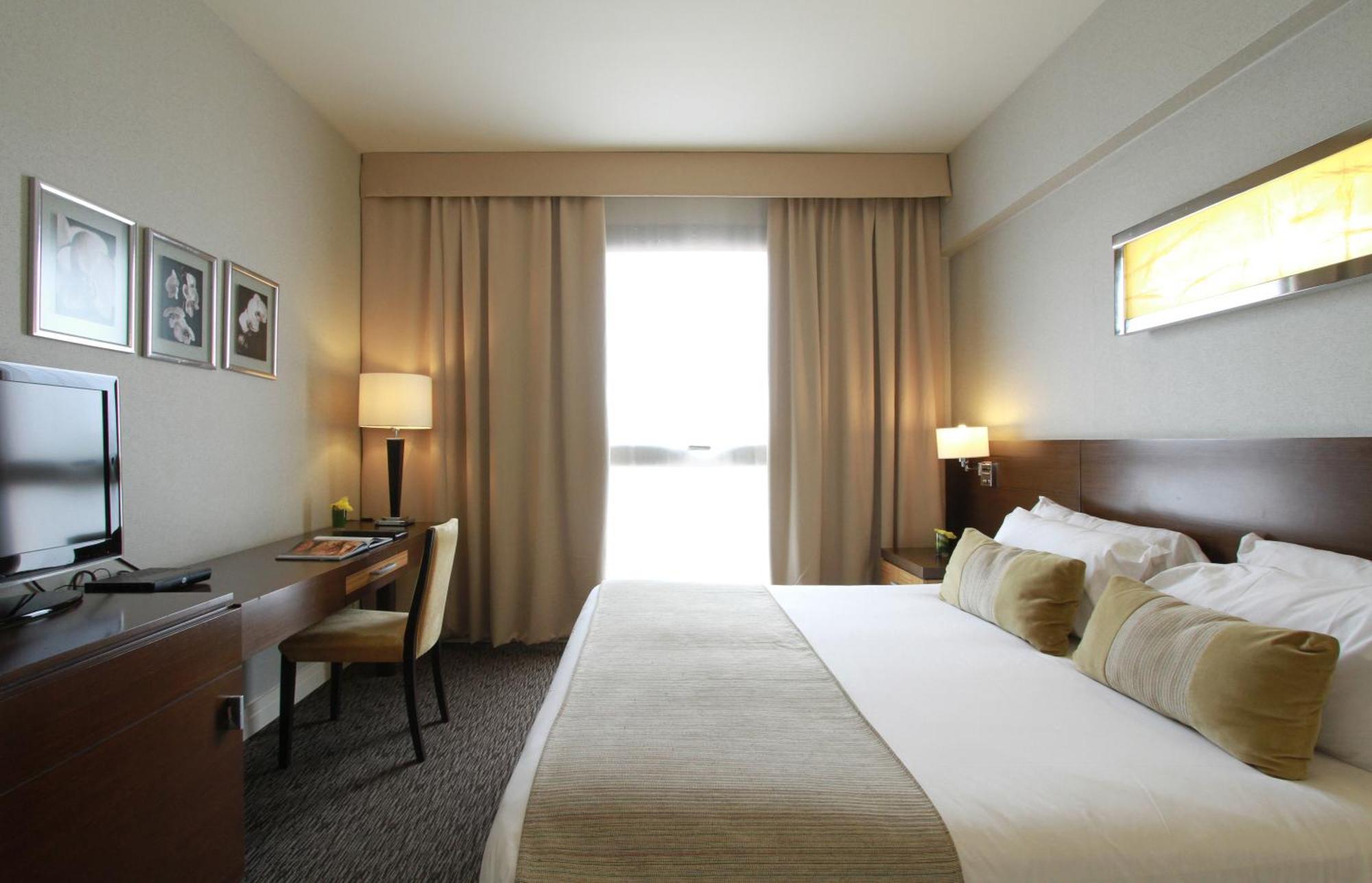 Classic Double or Twin Room with River Views,1277455150:JPEG