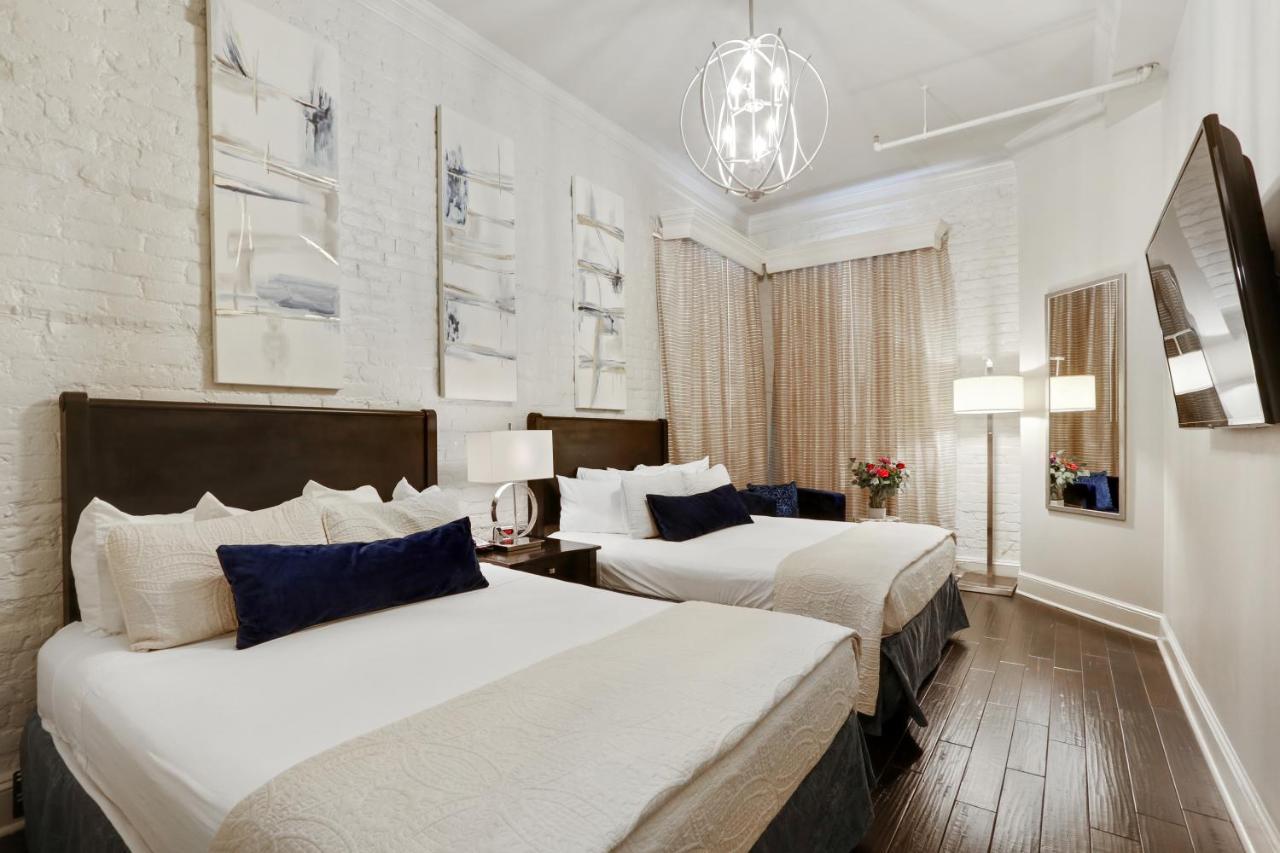 Standard  2 Queen Beds