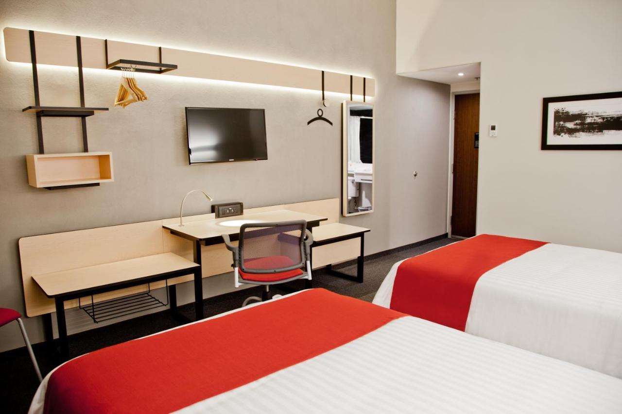 Double Room with Two Double Beds,1499933590:JPEG