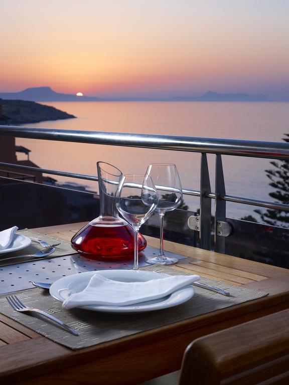 Executive One-Bedroom Suite,105003275:JPEG