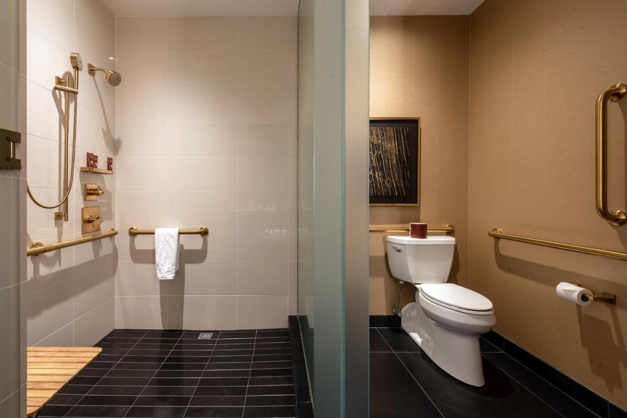 King Studio,738916402:JPEG