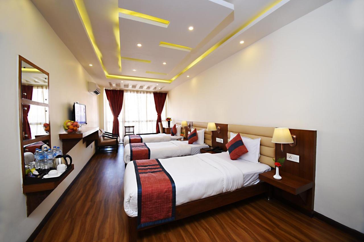 Deluxe Triple Room -  Complimentary Airport Pick up or Drop,749731898:JPEG