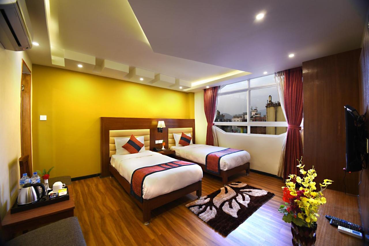 Deluxe Twin Room - Complimentary Airport Pick up or Drop,749739767:JPEG
