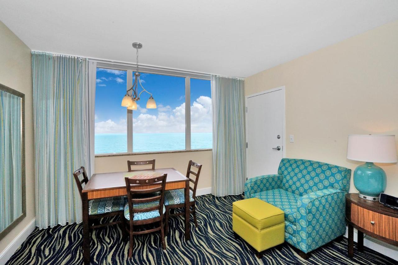 Standard Room, 1 King Bed, Ocean View,1448612110:JPEG