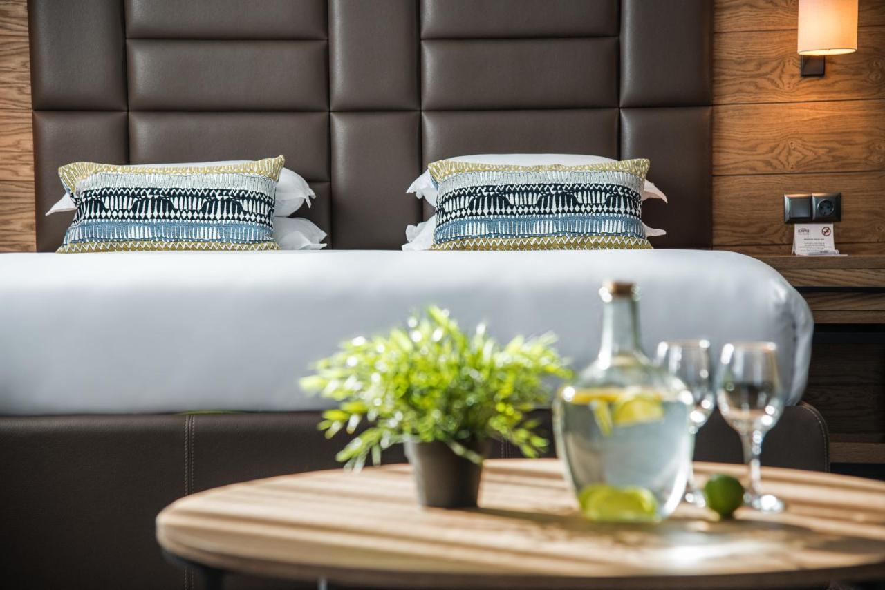 Executive Room with Complimentary Water, Free WiFi, Free Tea and Coffee Equipment,1001651775:JPEG