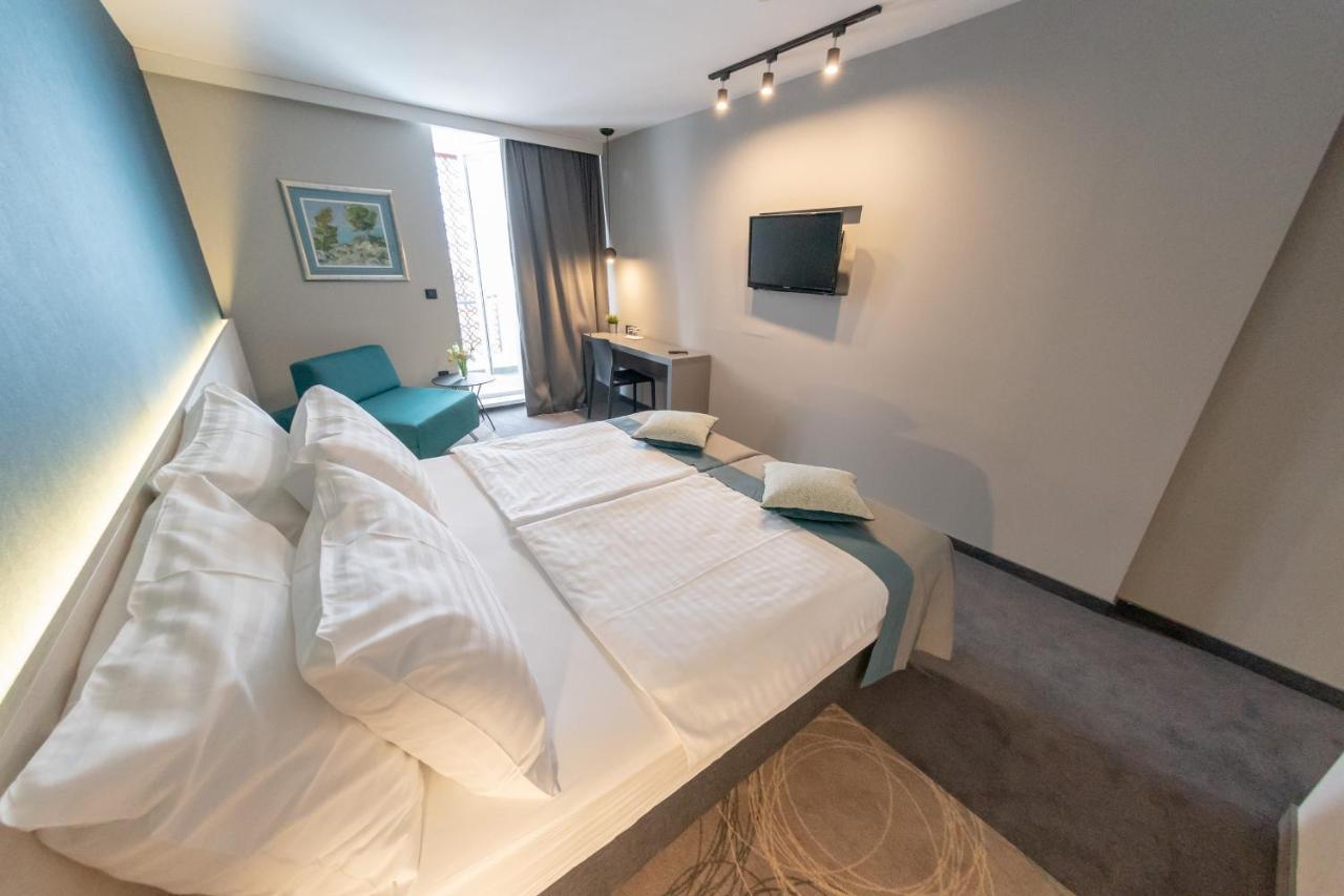 Superior Double or Twin Room with Balcony,776437159:JPEG