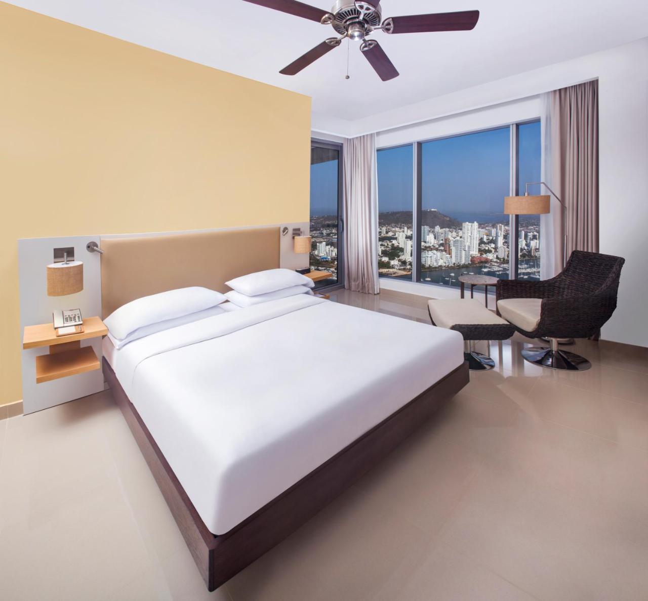 One-Bedroom Residence with Bay View